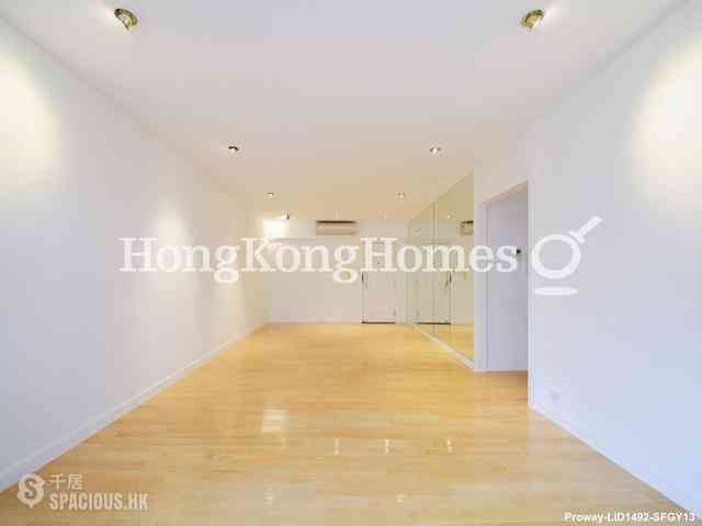 Mid Levels Central - Kam Fai Mansion 03