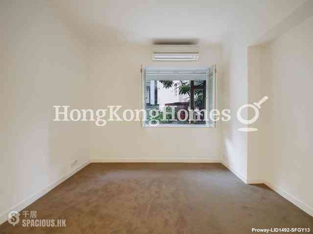 Mid Levels Central - Kam Fai Mansion 05