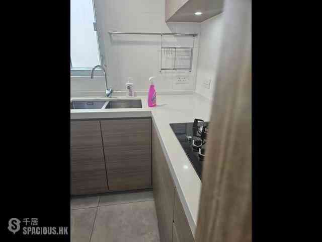 Tai Hang - Ming Sun Building 12