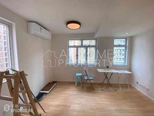 Kennedy Town - Hau Wo Court 02