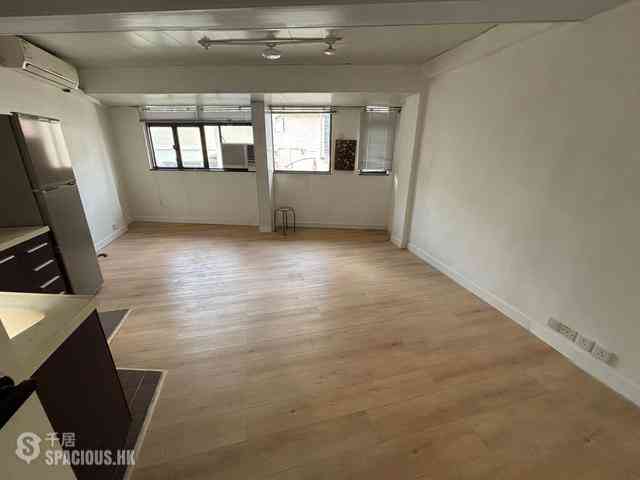 Soho - 23, Elgin Street 03