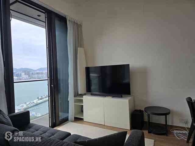 Wan Chai - The Gloucester 04