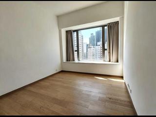 Sai Ying Pun - The Summa Block 1 09