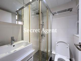 Sheung Wan - 109-111, Wing Lok Street 07