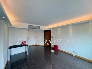 Wan Chai - Royal Court 12