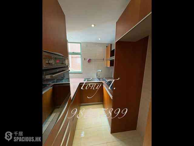 Wan Chai - Royal Court 14