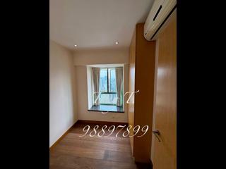 Wan Chai - Royal Court 16