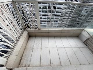 Mid Levels Central - Conduit 18 09