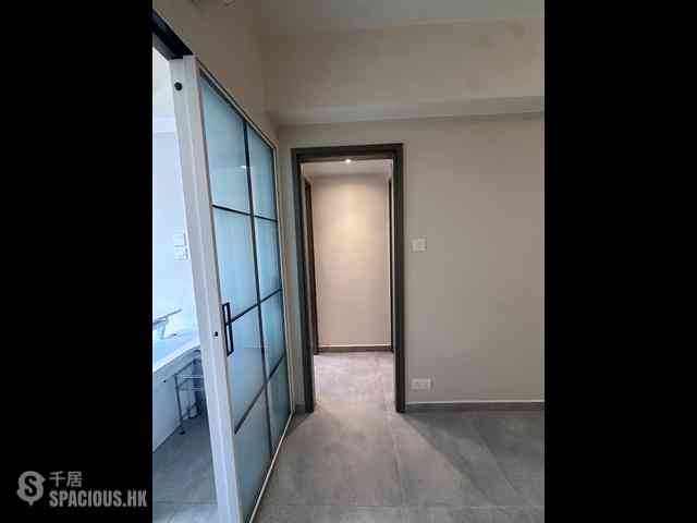 Causeway Bay - Hennessy Apartments 05