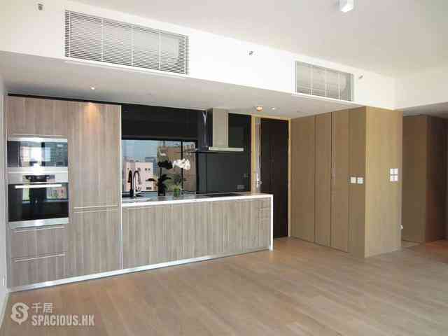 Mid Levels Central - Gramercy 03