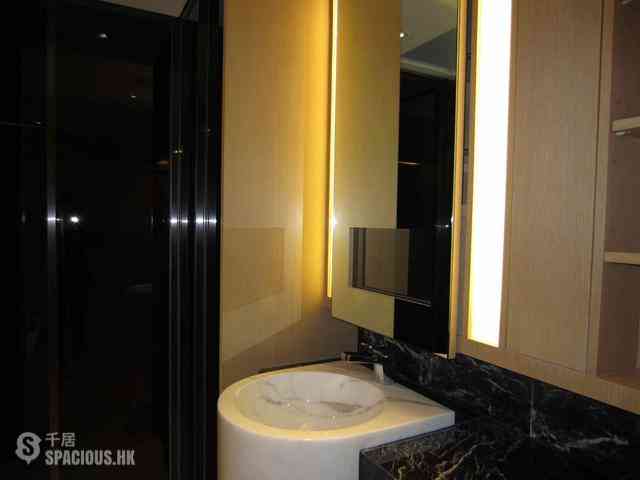 Mid Levels Central - Gramercy 08
