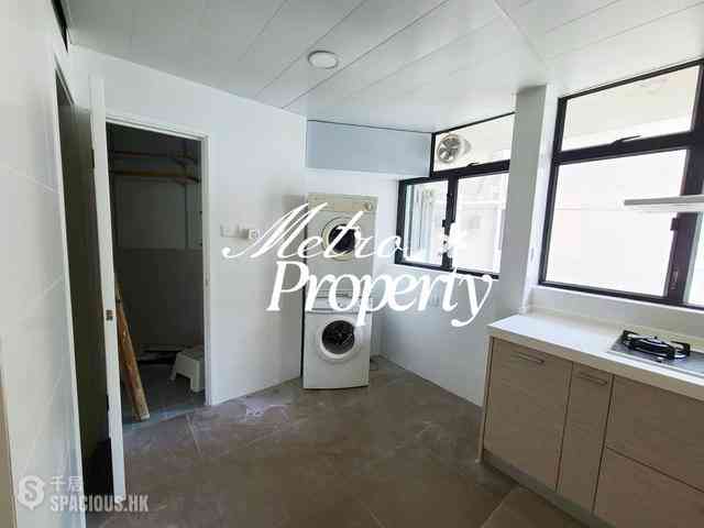 Mid Levels Central - Clovelly Court Block 1 07