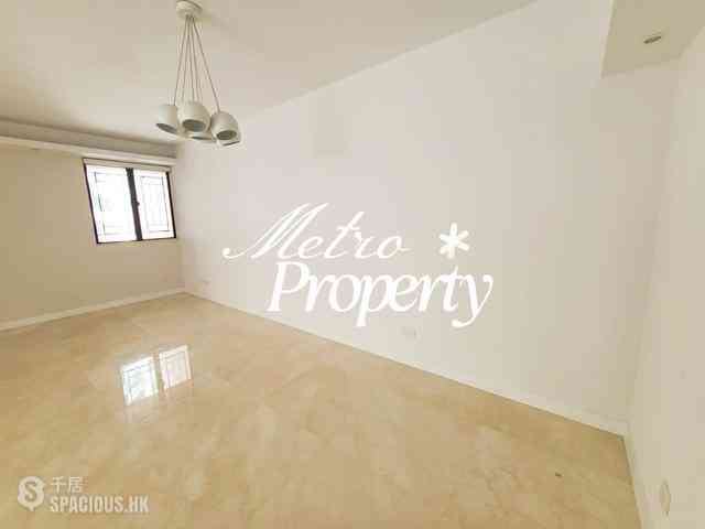 Mid Levels Central - Clovelly Court Block 1 08