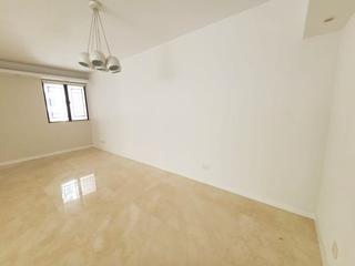 Mid Levels Central - Clovelly Court Block 2 03