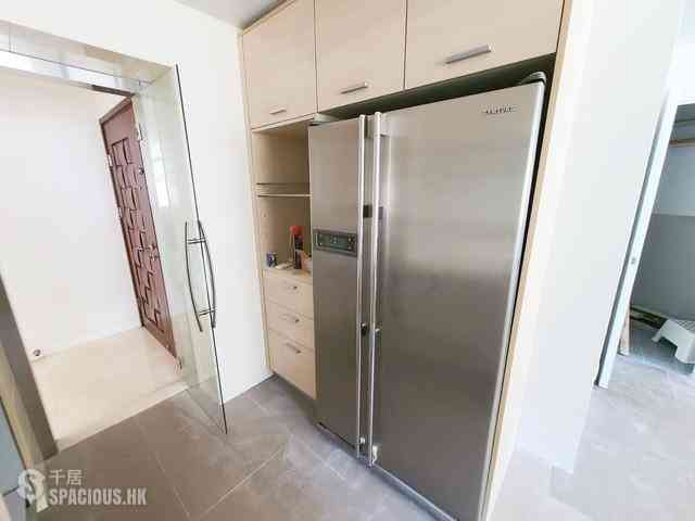 Mid Levels Central - Clovelly Court Block 2 05