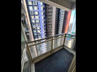 Soho - Centrestage 04