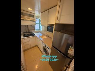 Sheung Wan - Queen's Terrace 08