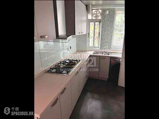 Mid Levels Central - Hong Lok Mansion 05