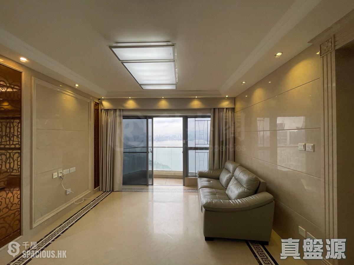 Sai Wan Ho - Grand Promenade 01