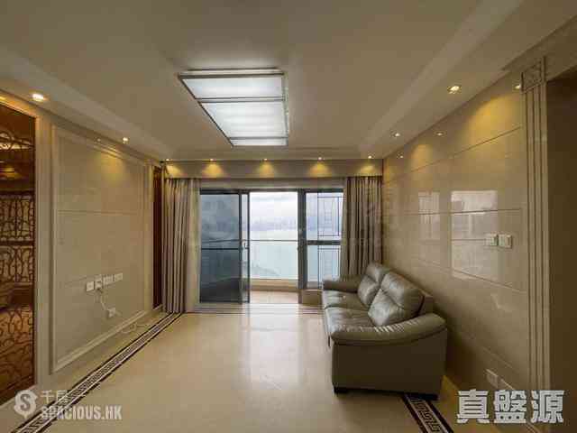 Sai Wan Ho - Grand Promenade 01