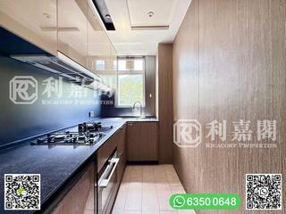 Clear Water Bay - Mount Pavilia 07