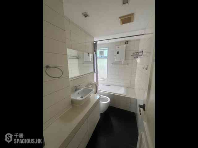 Repulse Bay - Ruby Court 06