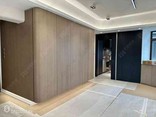 Mid Levels East - Bamboo Grove 07