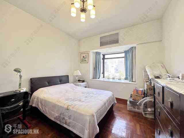 Mid Levels Central - Kennedy Heights 08