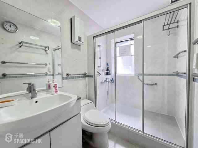 Mid Levels Central - Kennedy Heights 12