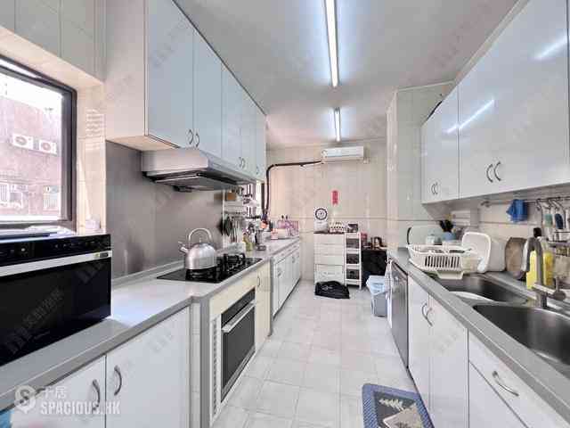Mid Levels Central - Kennedy Heights 15