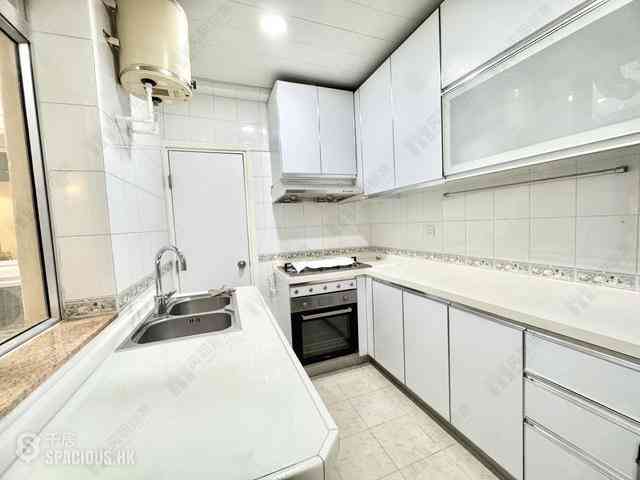 Mid Levels Central - Estella Court 02