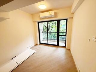 Mid Levels West - Hing Wah Mansions 03