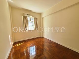 Mid Levels Central - 6B-6E, Bowen Road 05