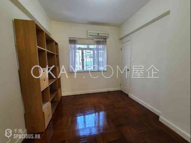Mid Levels Central - 6B-6E, Bowen Road 08