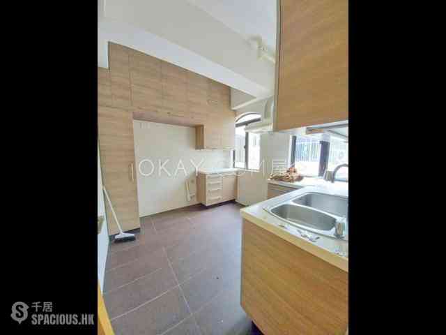 Wan Chai - Fortune Court 06