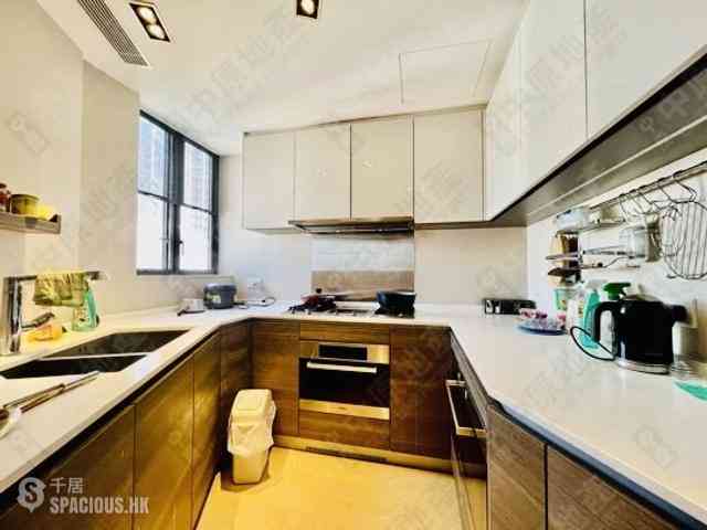 Sai Ying Pun - The Summa 05
