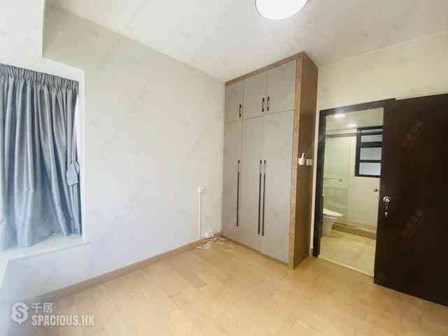 Sai Ying Pun - The Babington 04