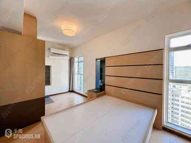 Wan Chai - Manrich Court 04