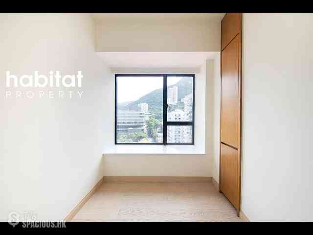 Happy Valley - The Aster (Resiglow) 05