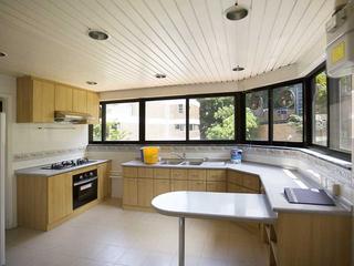 Shouson Hill - Henredon Court 04