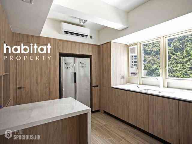 Mid Levels Central - St. Joan Court 03