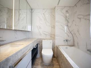 Mid Levels Central - St. Joan Court 05