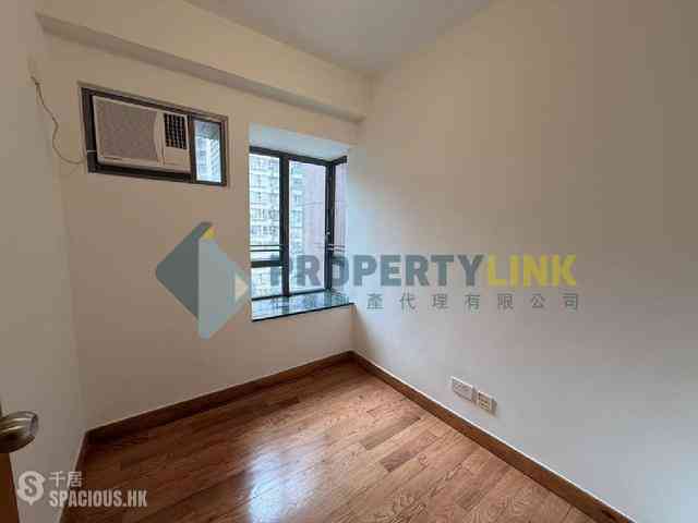 Central - Hollywood Terrace 09