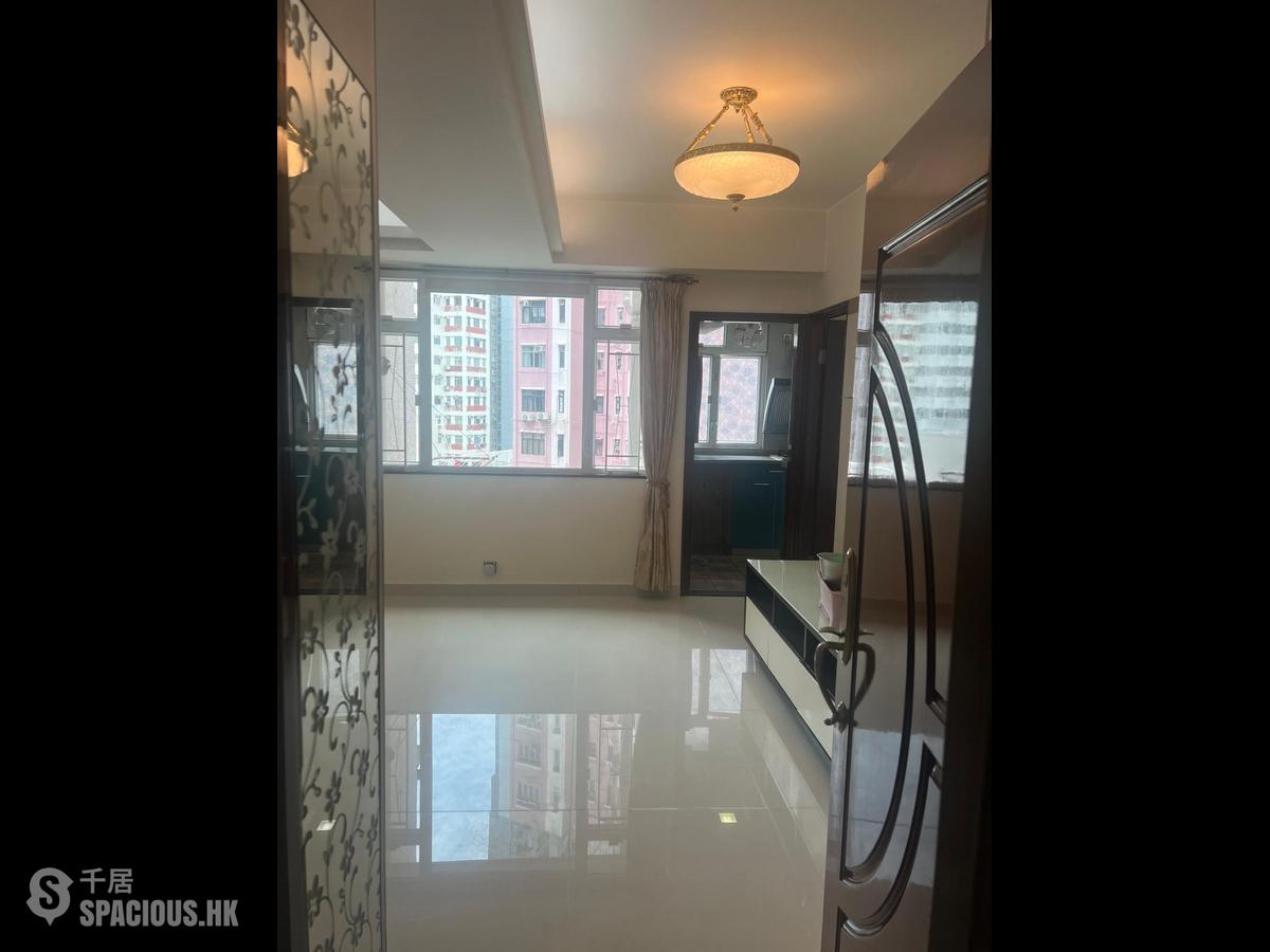 Kennedy Town - Tai Sang Building 01