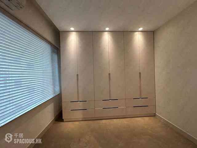 Mid Levels West - Skyline Mansion Block 1 09