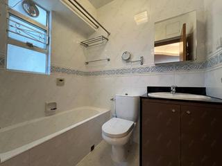 Mid Levels West - Realty Gardens Vienna Court (Block 5) 12
