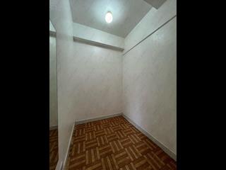 Mid Levels West - Realty Gardens Vienna Court (Block 5) 21