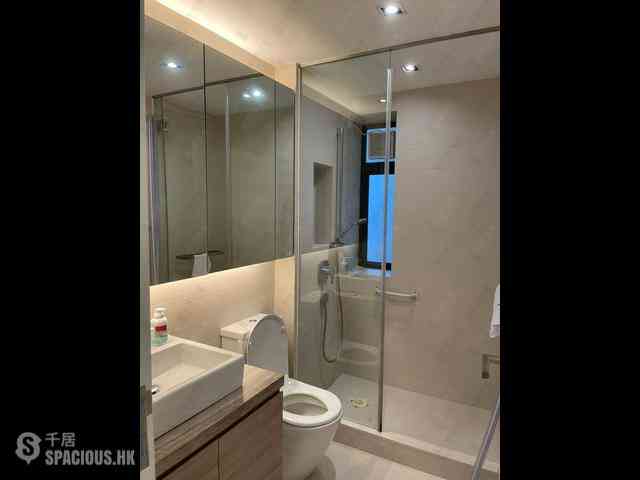 Mid Levels West - Realty Gardens Rome Court (Block 4) Rome Court 04