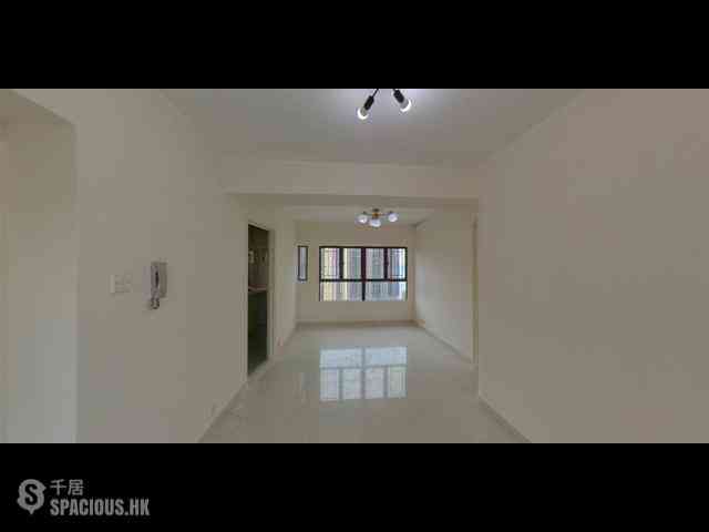 Shek Tong Tsui - Bowie Court 01