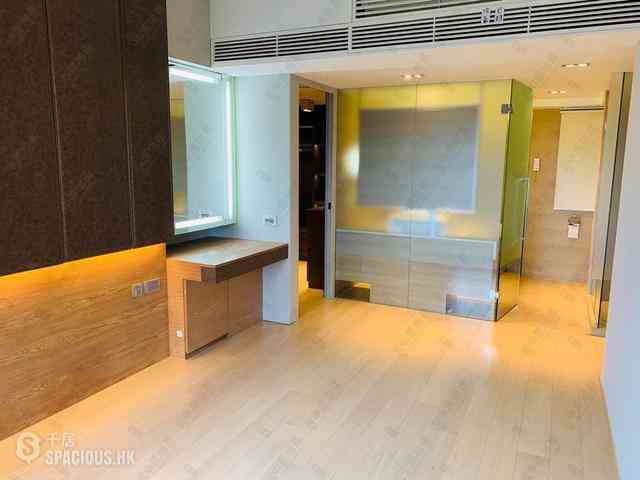 Mid Levels West - Realty Gardens Venice Court (Block 3) Venice Court 05